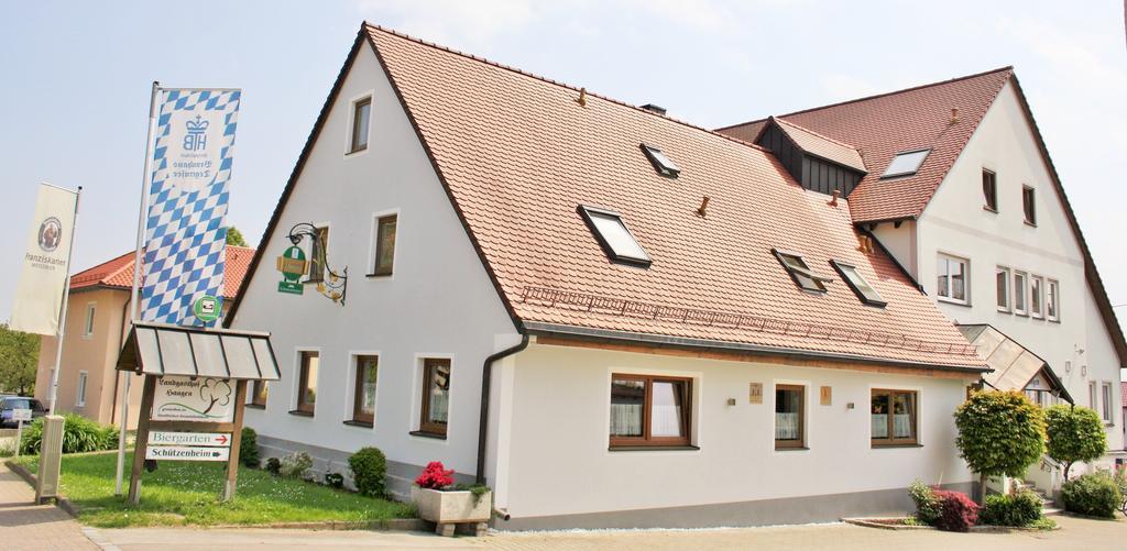 Landgasthof Haagen Schwabhausen bei Dachau Стая снимка